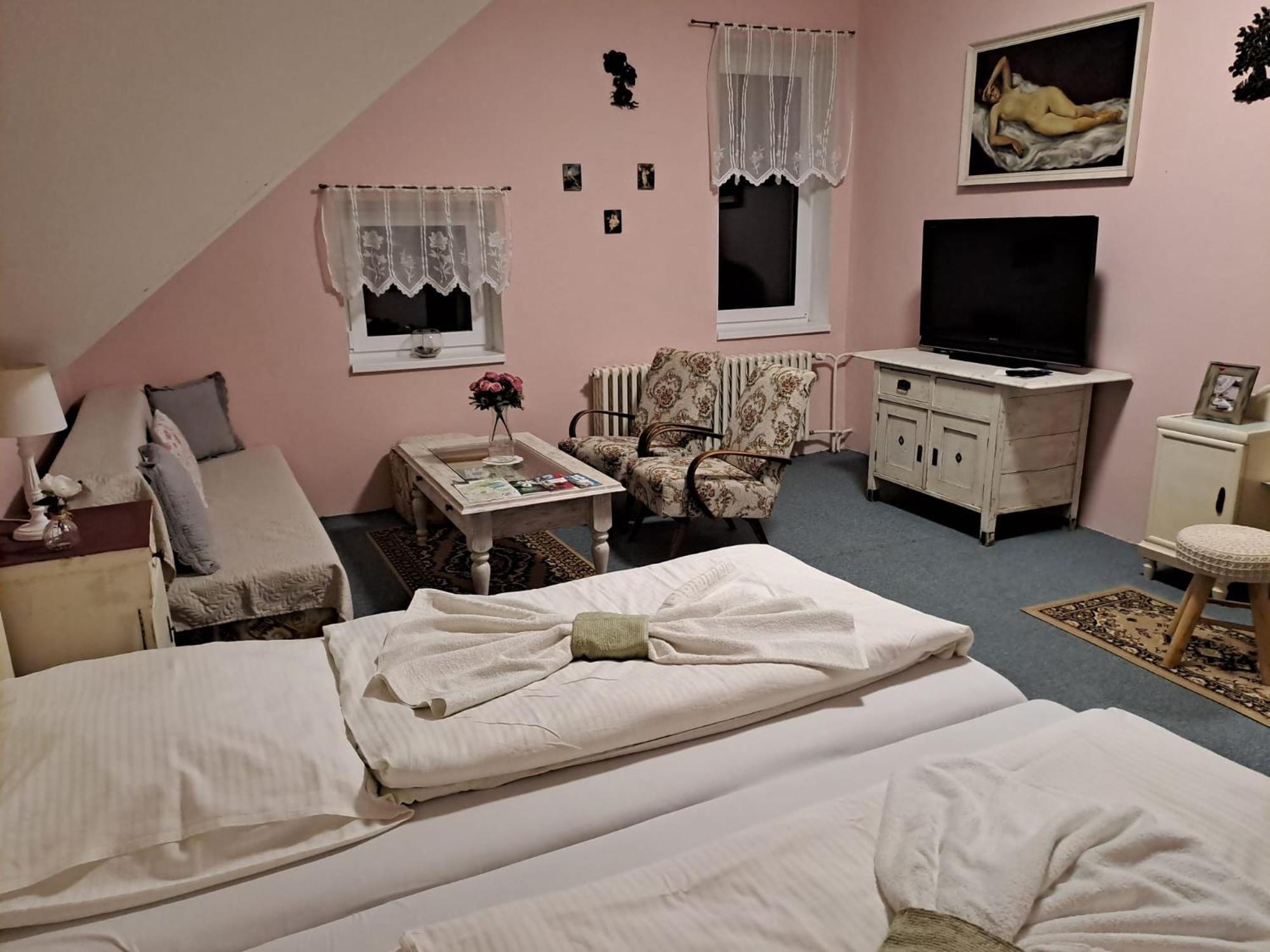Hotel Kamenny Vrch Chomutov Camera foto